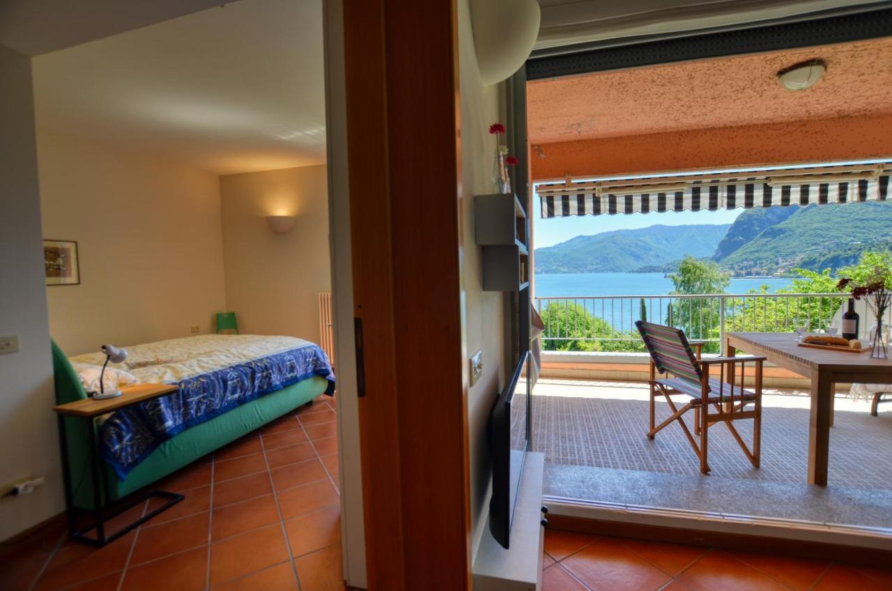 2-Bedroom Lakeview Apartment Bella Gaeta San Siro  Eksteriør billede