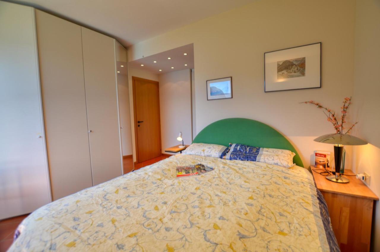 2-Bedroom Lakeview Apartment Bella Gaeta San Siro  Eksteriør billede