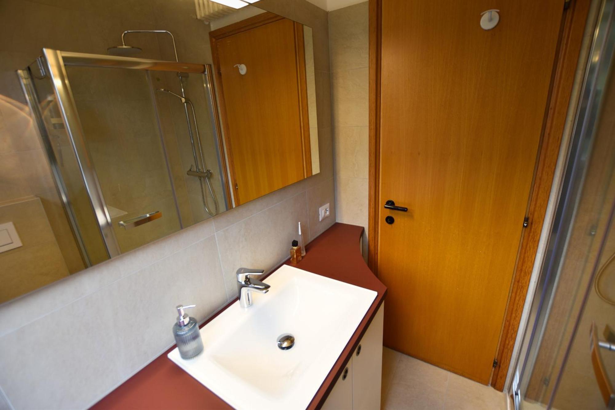 2-Bedroom Lakeview Apartment Bella Gaeta San Siro  Eksteriør billede