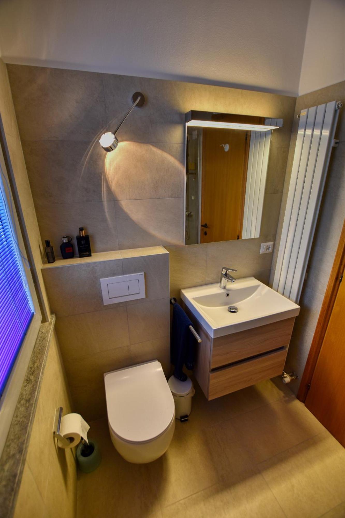 2-Bedroom Lakeview Apartment Bella Gaeta San Siro  Eksteriør billede